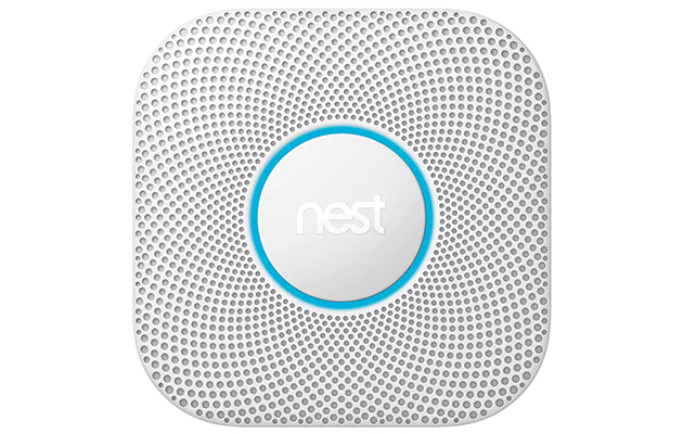 Du kan eksempelvis forbinde din røgalarm til din ovn Billede af en Nest Protect røgalarm