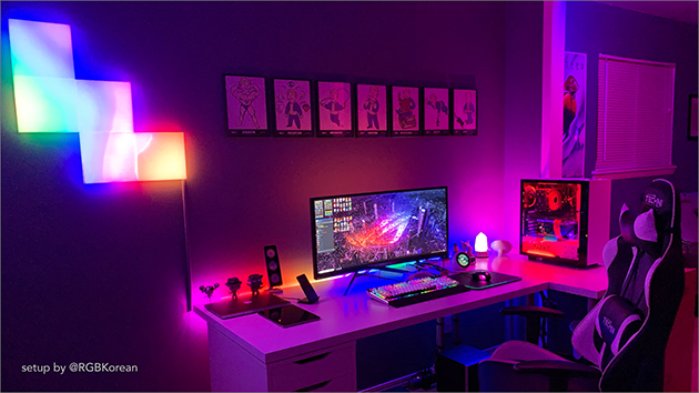 Intelligente funktioner – indstil timing Hjemmekontor badet i farverig belysning fra LIFX