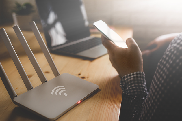 Har du den rigtige router? Router på et bord