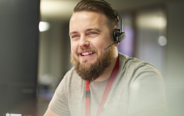 RemoteFix kan købes separat Mand som hjælper til med RemoteFix