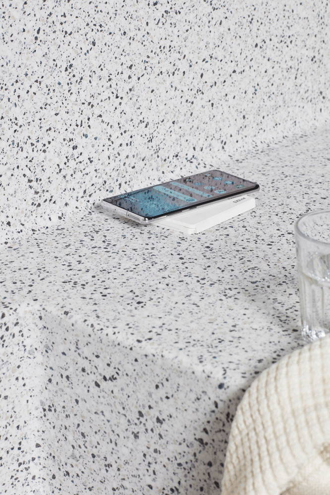 Stikkontakt med trådløs opladning Epoq GIF med smart opladning af smartphone