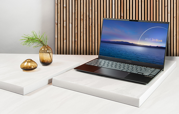 ZenBook 14 ASUS ZenBook 14 forfra