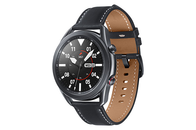 Via Samsung Pay kan du knytte dine almindelige betalings- og kreditkort til uret, Samsung Galaxy Watch 3 i farven Mystic Black