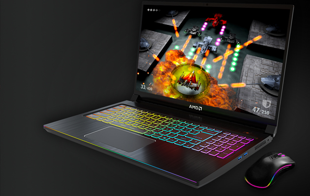 Game-changing hastighed En bærbar gamingcomputer og mus