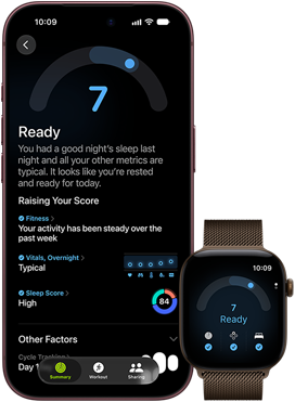Sort iPhone 18 Pro vist forfra med kapacitetsscore (score på 7) på skærmen i kombination med et brunt Apple Watch vist forfra med den samme kapacitetsscore på 7