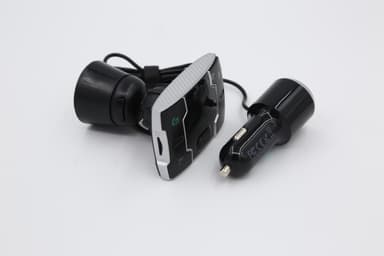 Bluetooth FM -sender med billader (QC3.0 / PD18W)