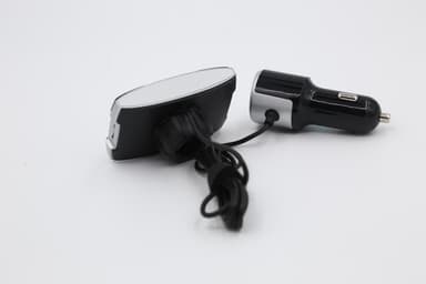 Bluetooth FM -sender med billader (QC3.0 / PD18W)