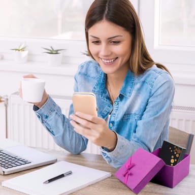 Sæt til manicure, pedicure og ansigtspleje med etui 7 dele Pink
