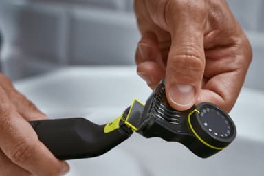 Philips OneBlade Pro 360 trimmer til ansigt og krop QP6651/61