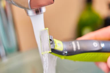 Philips OneBlade ansigtstrimmer QP2721/20