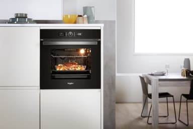 Whirlpool integreret oven AKZ9 9480 NB