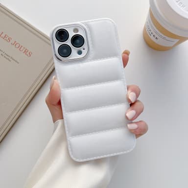 The Puffer Phone Case Chic Down Soft Touch Jacket 3D beskyttelsescover hvid iPhone 13