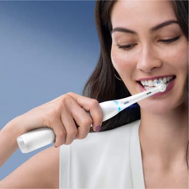 Oral-B iO 8s elektrisk tandbørste 408826 (hvid)