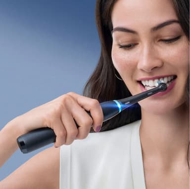 Oral-B iO 8s elektrisk tandbørste 408826 (sort)