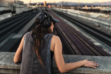 B&O Beoplay H4 trådløse over-ear hovedtelefoner (sort)