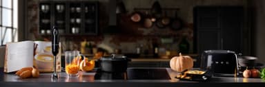 Smeg stavblender HBF22BLEU (sort)
