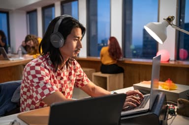 Bose QC45 QuietComfort 45 trådløse around-ear-høretelefoner (eclipse grey)