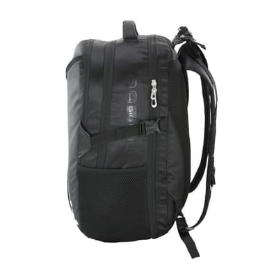 Bullpadel Black Backpack