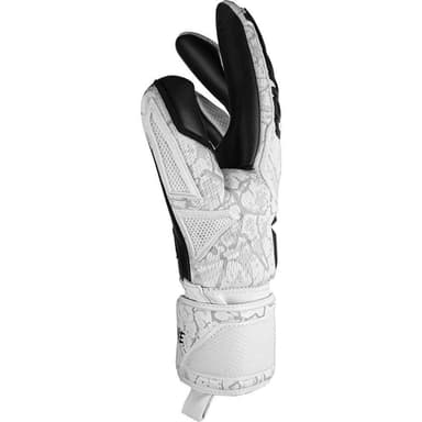 Reusch Attrakt Freegel Infinity 9