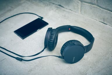 Sony on-ear hovedtelefoner MDR-XB550 - sort
