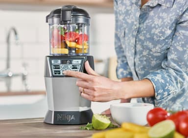 Nutri Ninja blender NN100