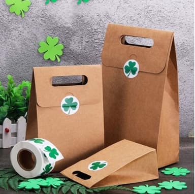 St. Patrick&#39 s Day Stickers 1 rulle med 500 stk