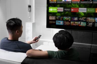 Nvidia Shield TV + spilcontroller