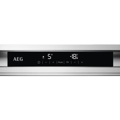 AEG Køl/frys kombination SCE818F6TS