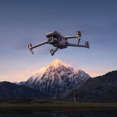 DJI Mavic 3 Classic drone med RC-N1 fjernbetjening