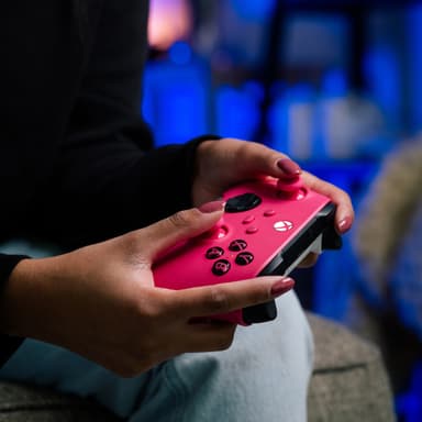 Microsoft Xbox Wireless controller (deep pink)