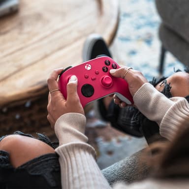 Microsoft Xbox Wireless controller (deep pink)