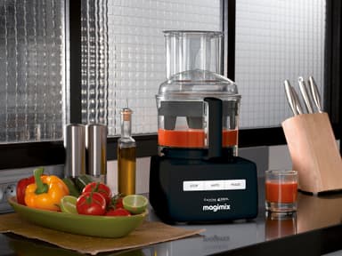 Magimix CS 4200 XL Foodprocessor 25,5 x 21 x 38,8 cm 950 watt Sort