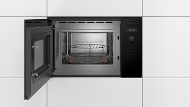 Bosch Mikrobølgeovn BEL454MB0 (Metallic)