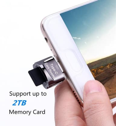 NÖRDIC USB-C 3.1 kortlæser med nøglering 5Gbps TF, MicroSD, Micro SDHC, Micro SDXC 2TB UHS-I sølv