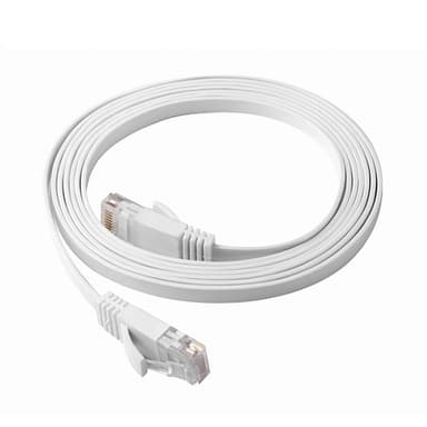 NÖRDIC Cat6 U/UTP fladt netværkskabel 7,5m 250MHz båndbredde og 10Gbps transmissionshastighed hvid