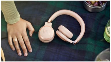 JBL Live 670NC trådløse on-ear høretelefoner (rose)