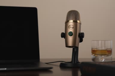 Blue Yeti Nano mikrofon (cubano gold)