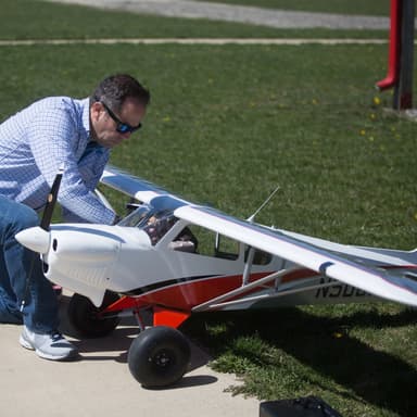 Hangar 9 CubCrafters XCub 60cc ARF