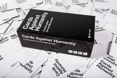 Cards Against Humanity brætspil - international edition