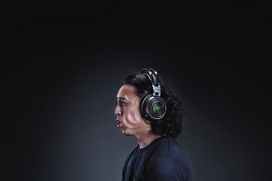 Razer Nari Ultimate trådløst gaming headset