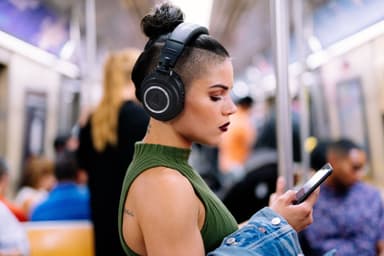 Audio Technica trådløse around-ear hovedtelefoner ATH-M50xBT (sort)
