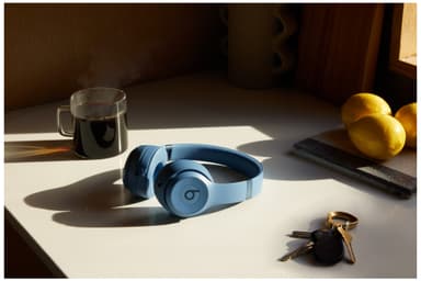 Beats Solo 4 trådløse on-ear høretelefoner (blå)