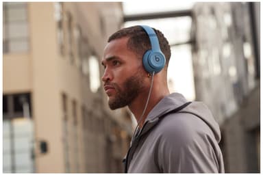 Beats Solo 4 trådløse on-ear høretelefoner (blå)