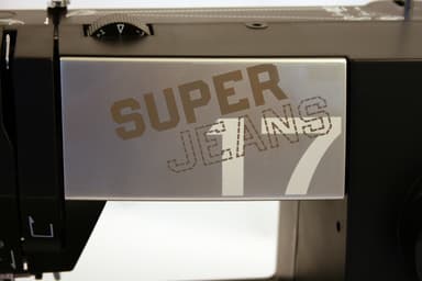 TOYOTA SPJ17XL Sewing machine