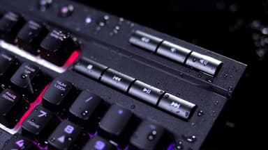 Corsair K68 RGB mekanisk gaming tastatur
