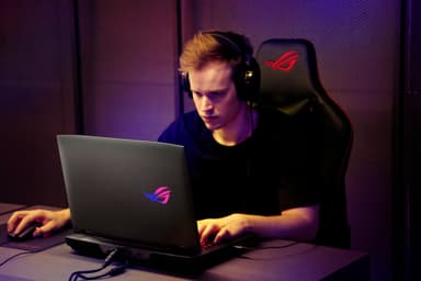 Asus ROG Chimera G703GX 17,3" bærbar gaming-computer