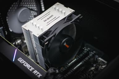 Edge E-Sport stationær gaming-computer 2070/Intel (sort)
