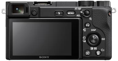 Sony Alpha A6400  kamerahus med 18-135 mm objektiv