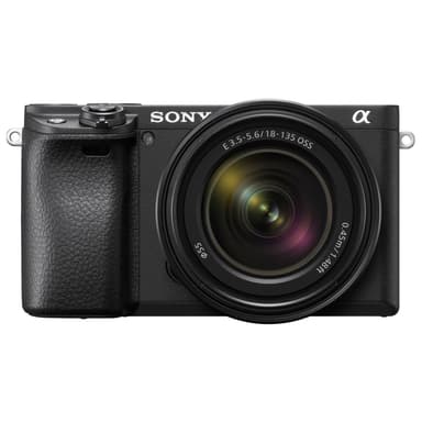 Sony Alpha A6400  kamerahus med 18-135 mm objektiv