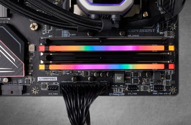 Corsair Vengeance RGB Pro DDR4 RAM 16 GB
